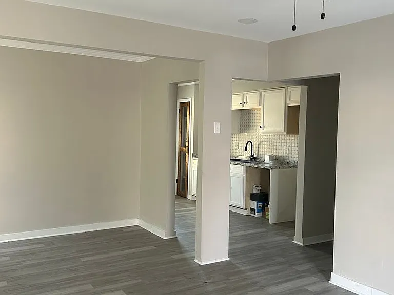 2737 Fizer Ave — Photo 8