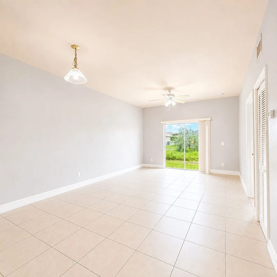 1126 Sw 47th Ter — Photo 4
