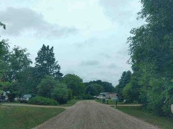 Exterior Neighborhood (street photo)