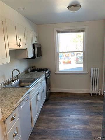 1st image of 55 Waller Ave APT 2