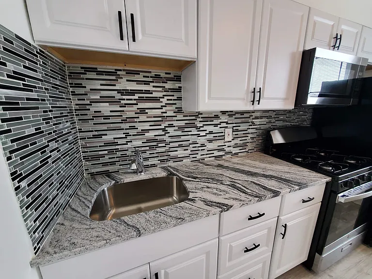 8821 3rd Ave #2 — Photo 5