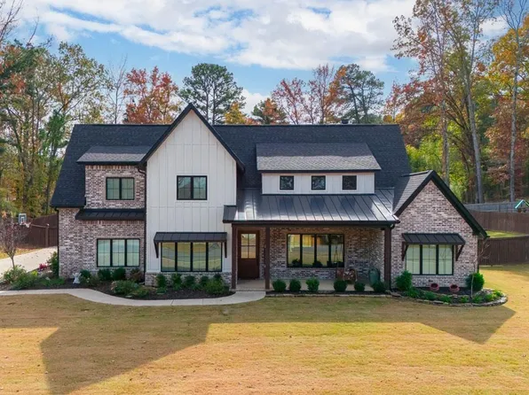 1109 Hunter Lee Dr, Bryant, AR 72022