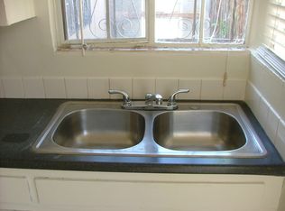406 Ash St SE, Albuquerque, NM 87106