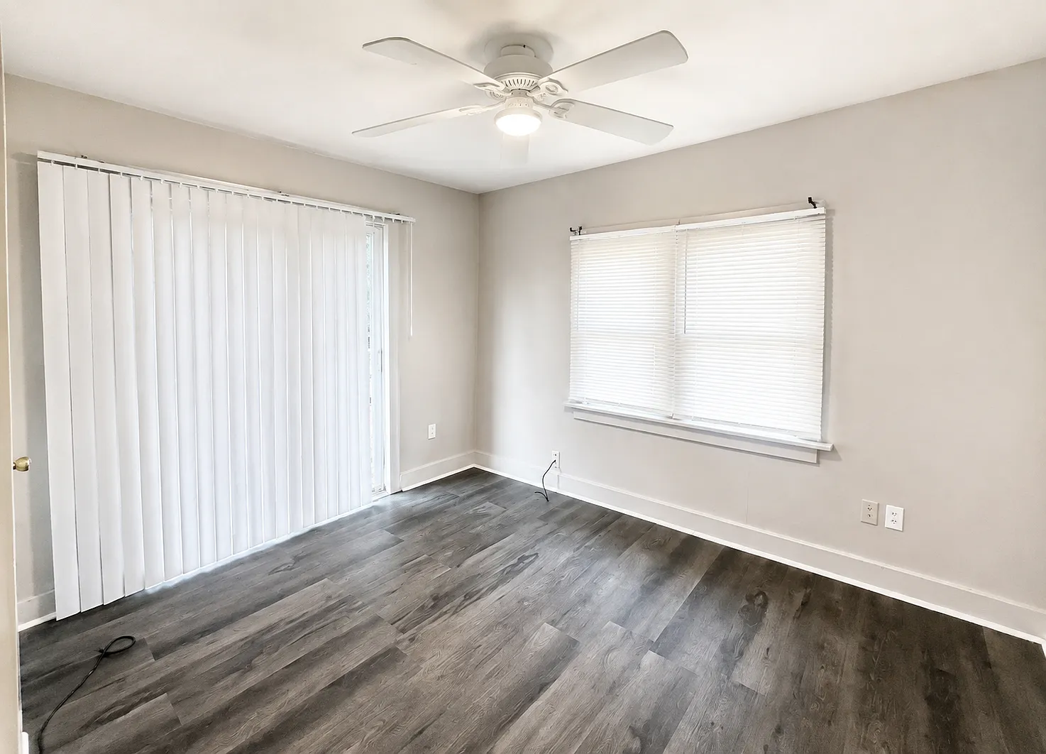 2 bed, 1.0 bath, 1000 sqft, $1,200 — Photo 3