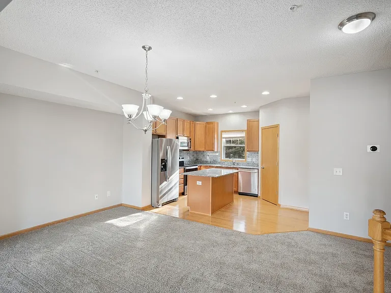 5009 Everest Ln N — Photo 28