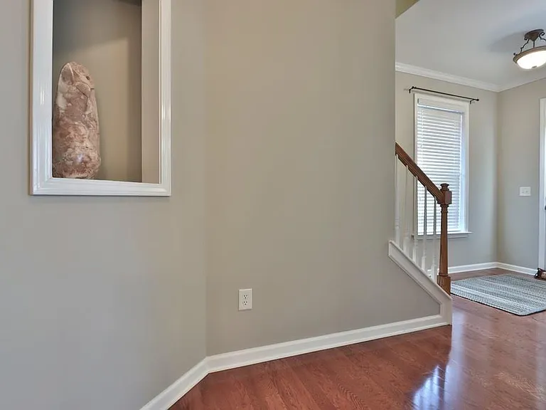 501 Grove Field Ct — Photo 5