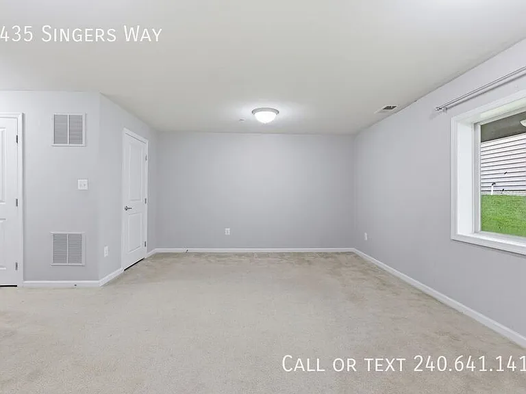 7435 Singers Way — Photo 20