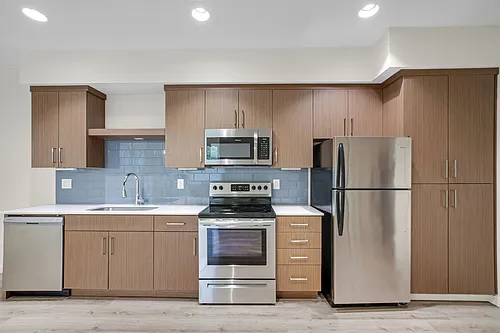 Ellie Jean Apartments Photo 1