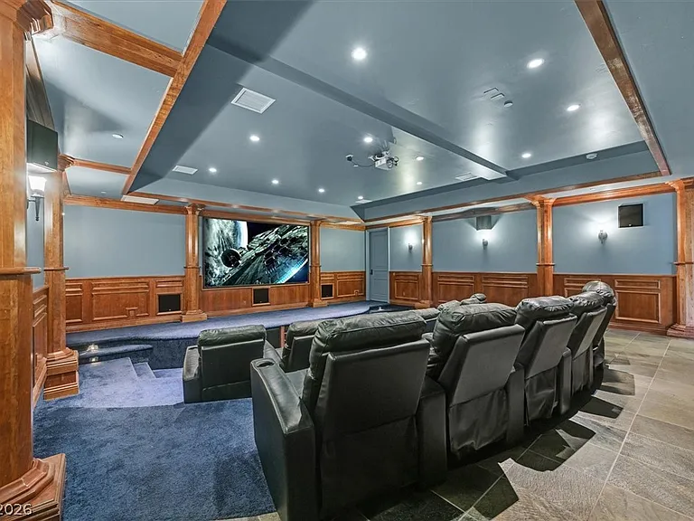 8 Rue Mediterra Dr — Photo 42