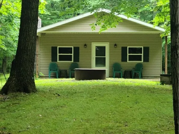 SE Boone Rd, Dover, OH 44622