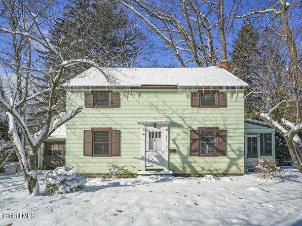 102 Cornelius Avenue, Niskayuna, NY 12309