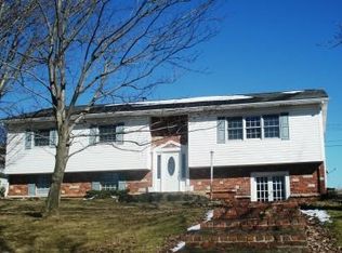 276 Boy Scout Camp Rd, Morgantown, WV 26508