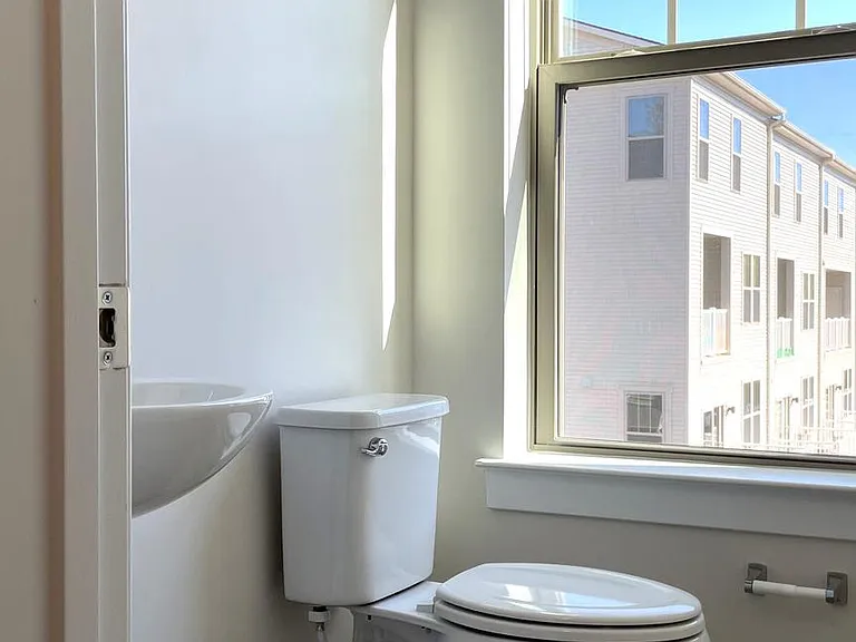 223 B Park Central Ter — Photo 22