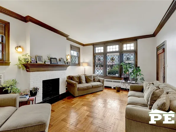 1743 East 33rd Street image 5 of 34