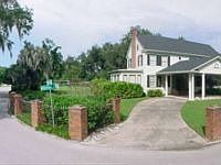1st image of 429 Oak Lynn Dr