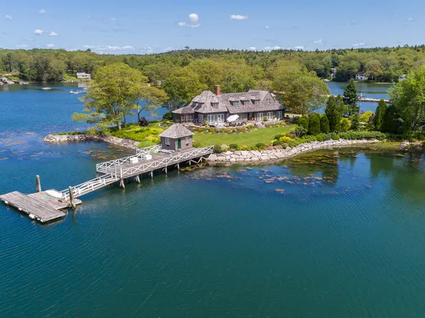 40 Tecumseh Trail, Boothbay, ME 04544