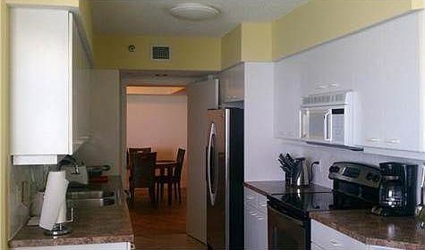 3rd image of 16445 Collins Ave APT 725
