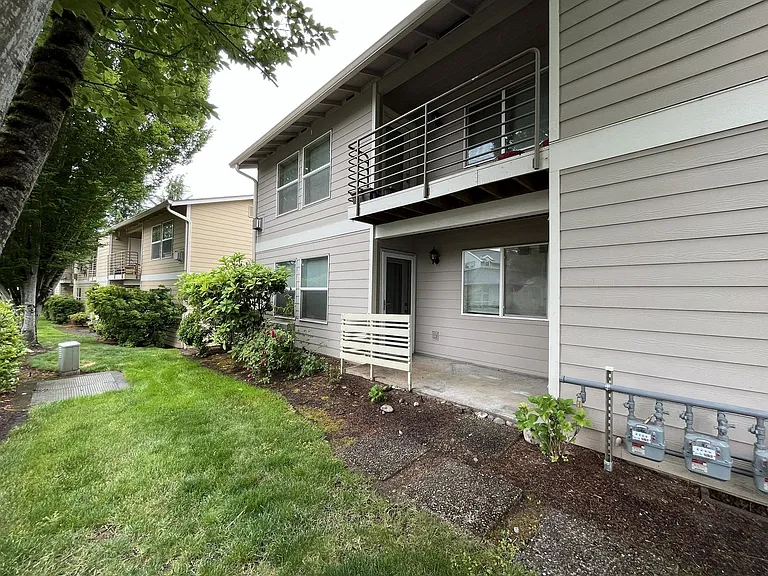 15060 NW Central Dr #1104 — Photo 32