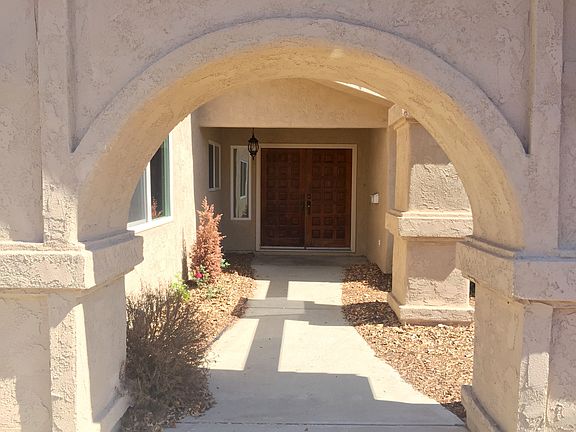 2nd image of 1001 E Olive Ave