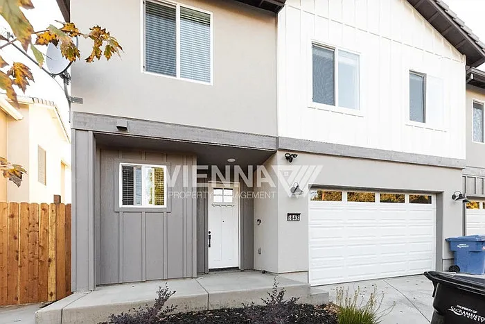 5843 Del Campo Ln — Photo 3