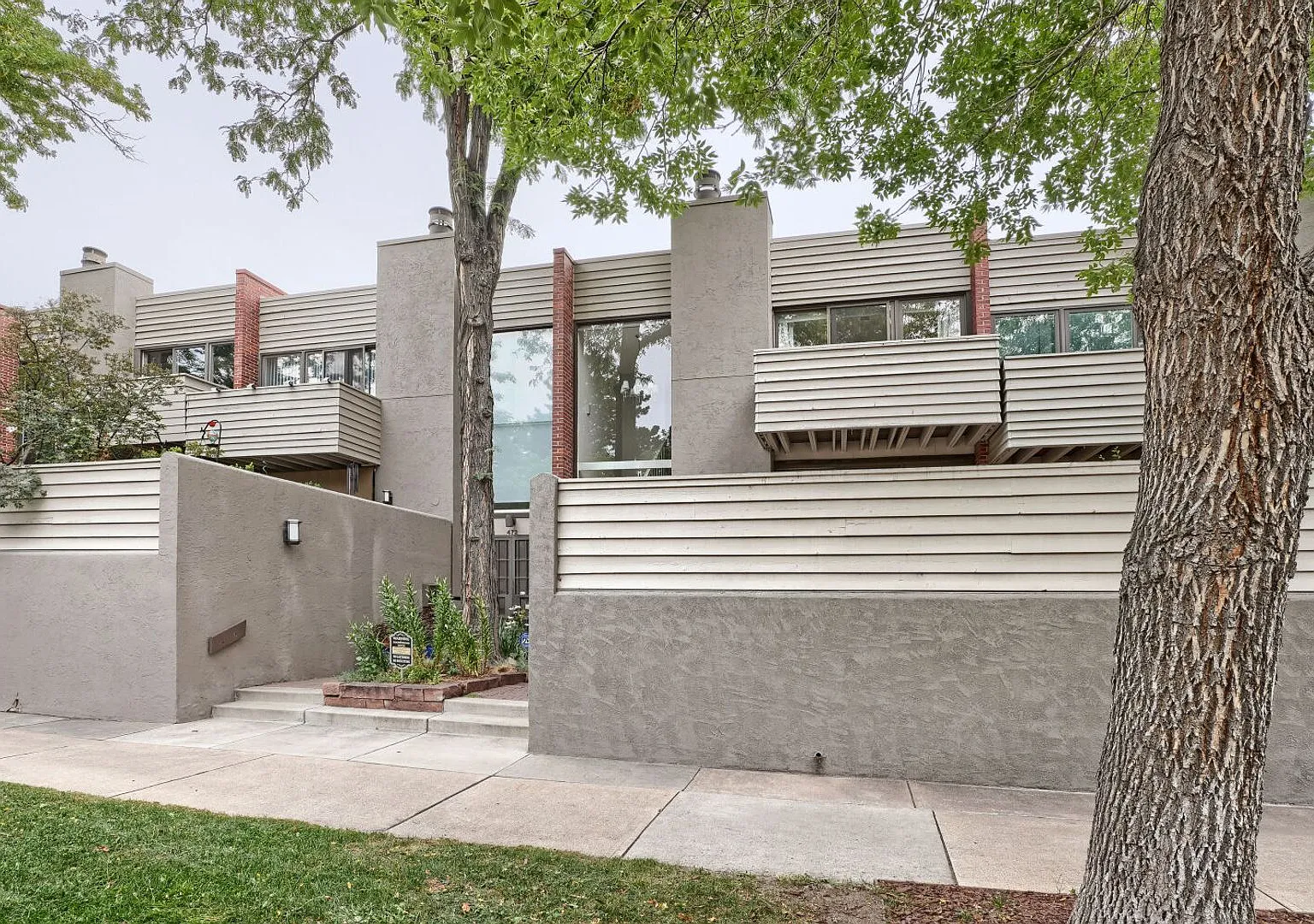 Location Location!! Cherry Creek North Townhome W/ Secure 2-Car Garage!! — Photo 1