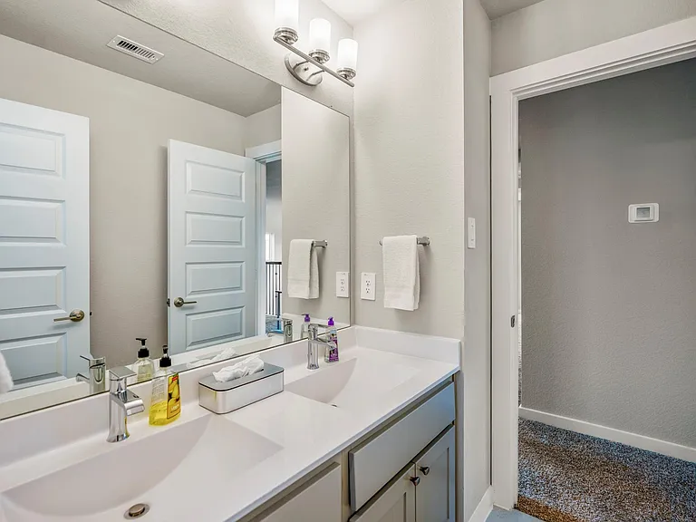 28458 Hazel Trl — Photo 43