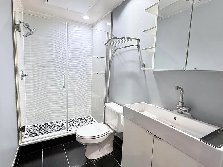 2125 Southend Dr #310 — Photo 20