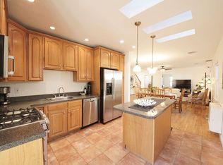 158 Ditmars St, Bronx, NY 10464