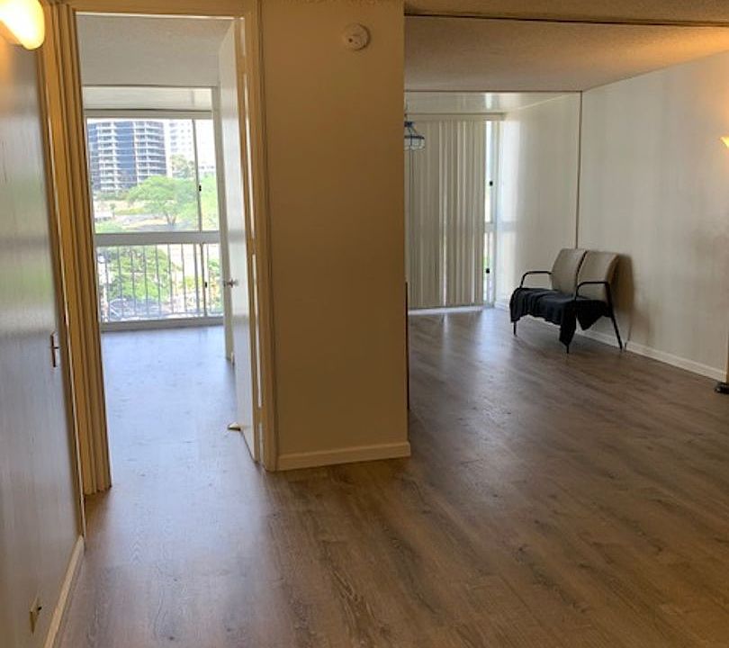 1st image of 1137 Wilder Ave APT 1104