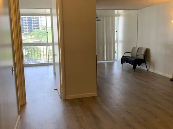1137 Wilder Ave APT 1104, Honolulu, HI 96822