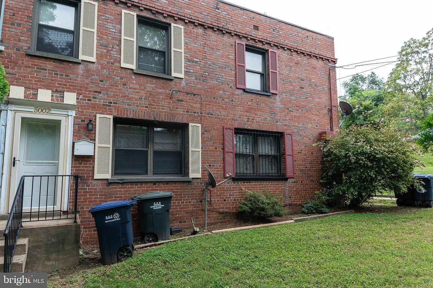 5002 Just St NE photo 1