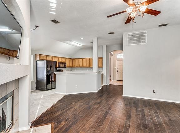 3rd image of 1210 Heather Brook Dr