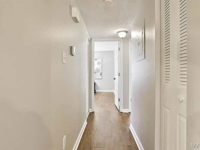 8828 Eager Rd — Photo 12