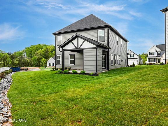 5th image of 1821 Melton Meadows Dr