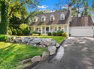 1 Benjamin St, Old Greenwich, CT 06870