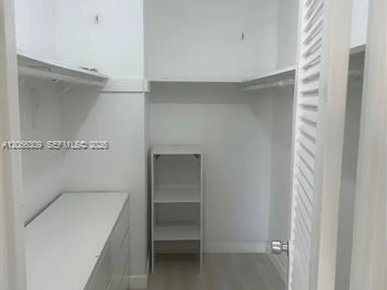 10185 Collins Avenue Cu #309 — Photo 7