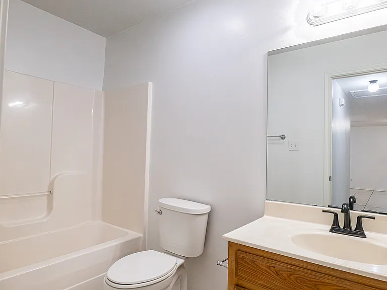 959 Live Oak Cir #2 — Photo 8