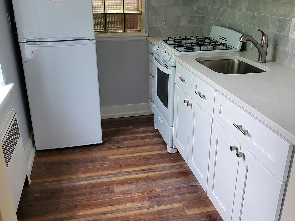 2nd image of 248 S Camac St #3C