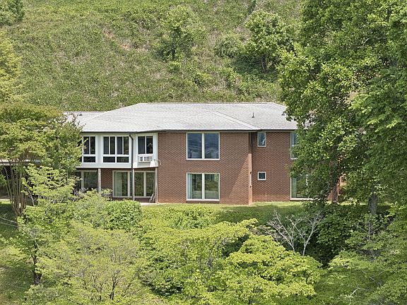5th image of 54 Shallowford Rd