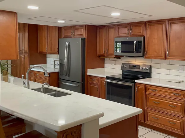 17202 N 125TH Avenue, Sun City West, AZ 85375