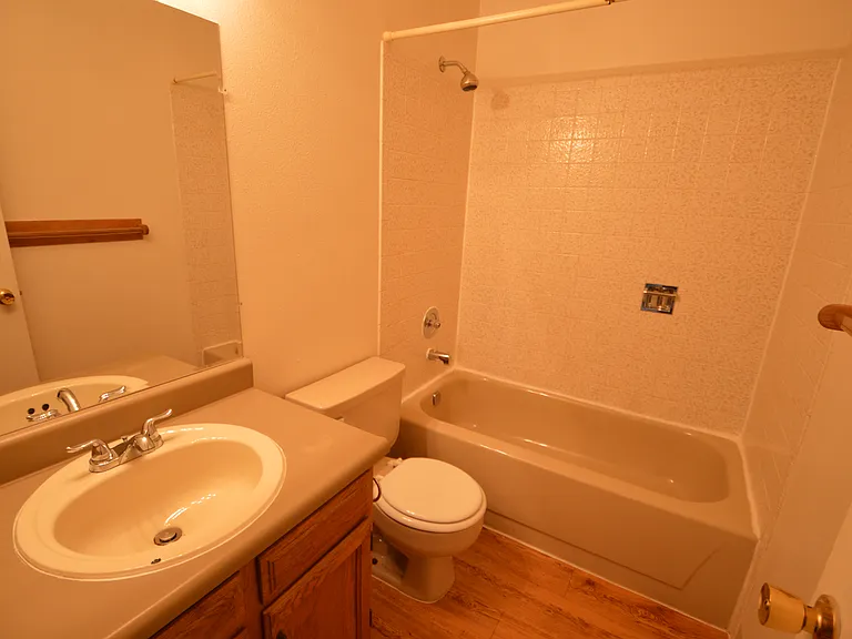 2027 Gyros Cir — Photo 21
