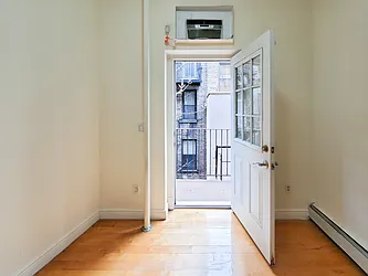 Rented by Brighton Management