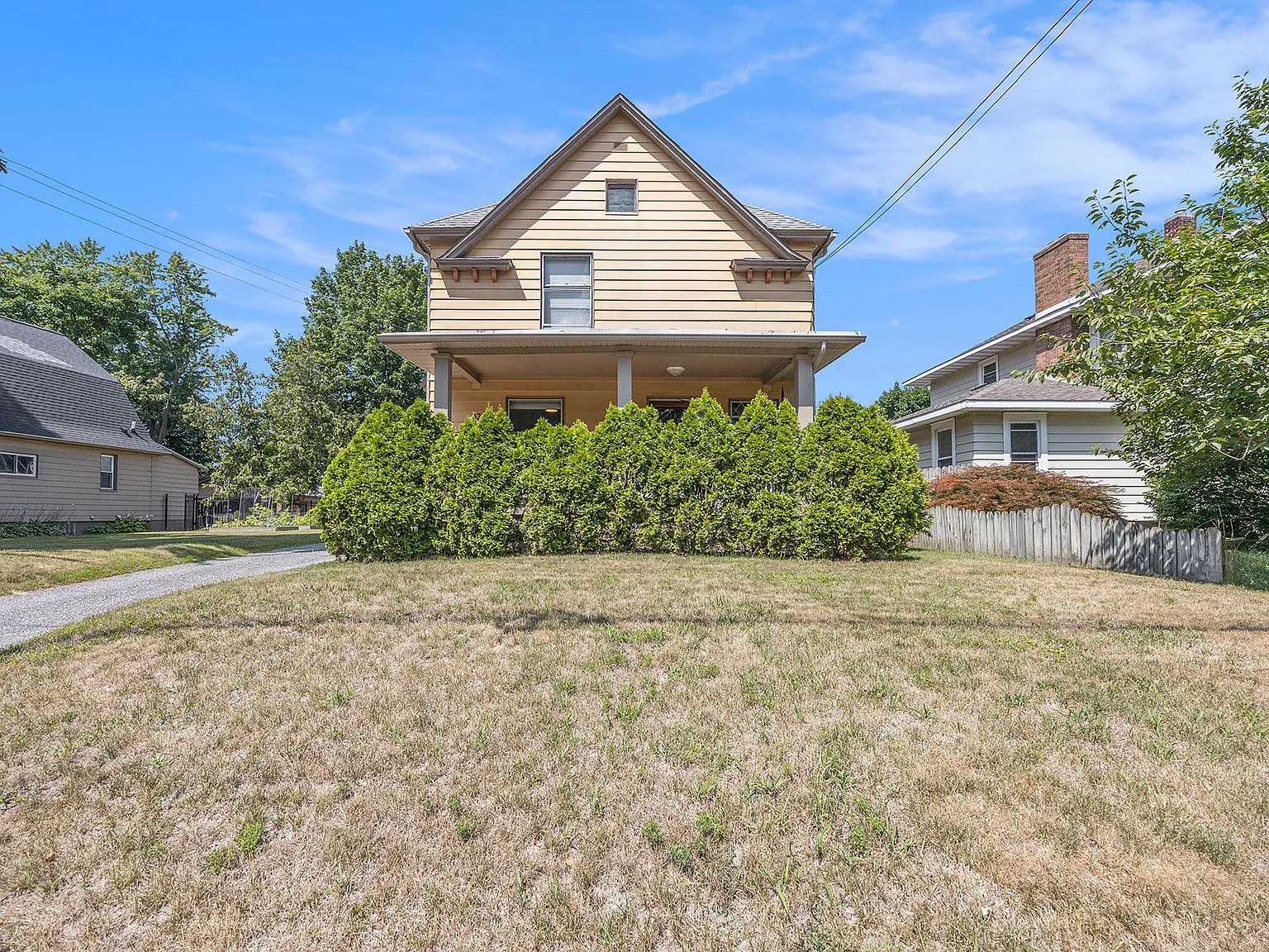 2 bed, 1000 sqft, $1,700 — Photo 3
