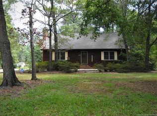 102 Greenock Pl, Lumberton, NC 28358