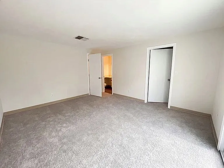 20 Lordvale Blvd #202-1 — Photo 4