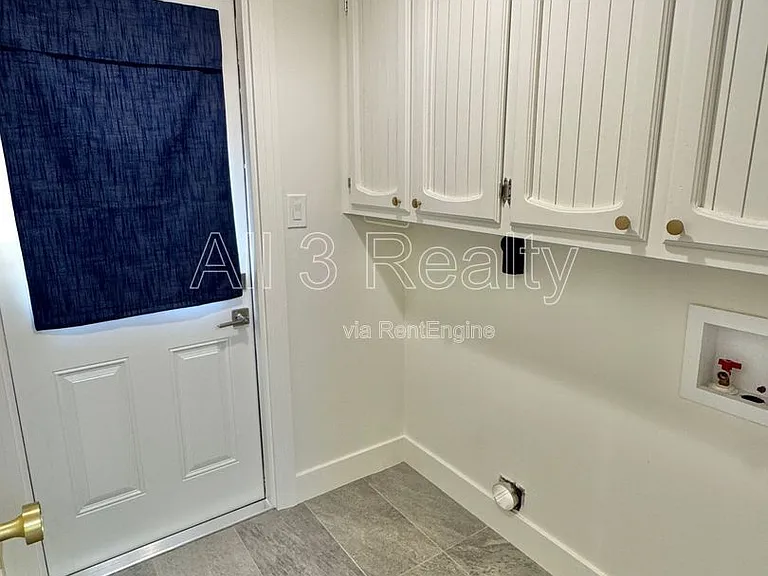 3224 Little John Dr — Photo 13