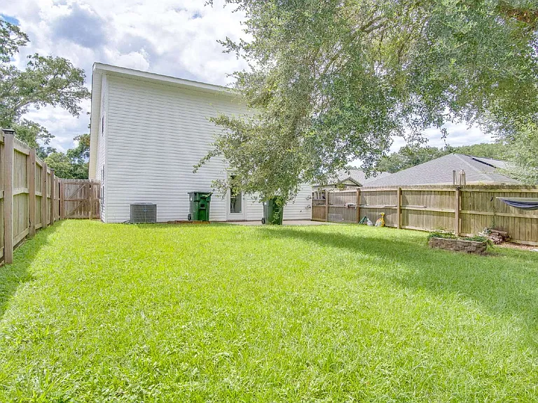 8824 Smiley Ct — Photo 21