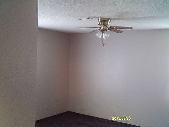 2nd image of 3184 Glade Dr