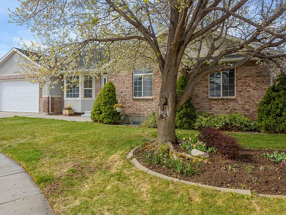 3rd image of 4438 W Copper Pot Ln