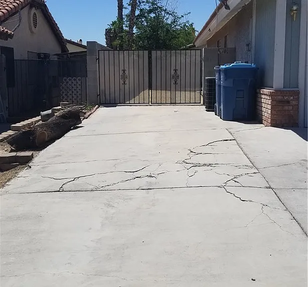 7329 Lattimore Dr — Photo 3